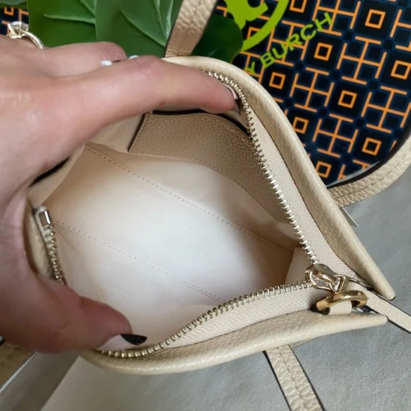NWT ,,Tory Burch Blake Mini Tote Bag Crossbody Bag Soft Serve Gold Tan Cream - Picture 7 of 14